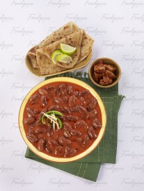 Rajma Curry Red kidney beans curry & flat bread preview