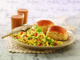 Egg Bhurji Spicy scrambled egg with buns image preview